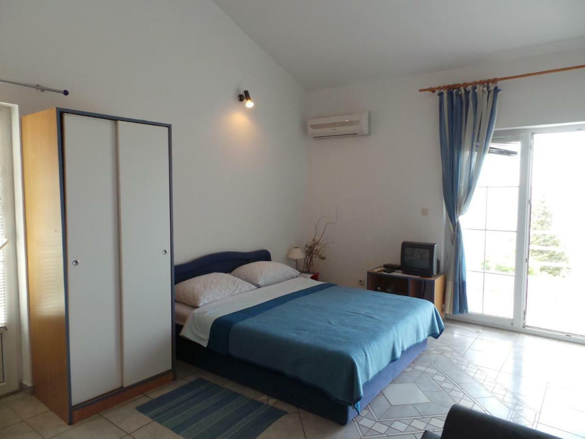 Apartmani Vjera Ribarica Ngoại thất bức ảnh