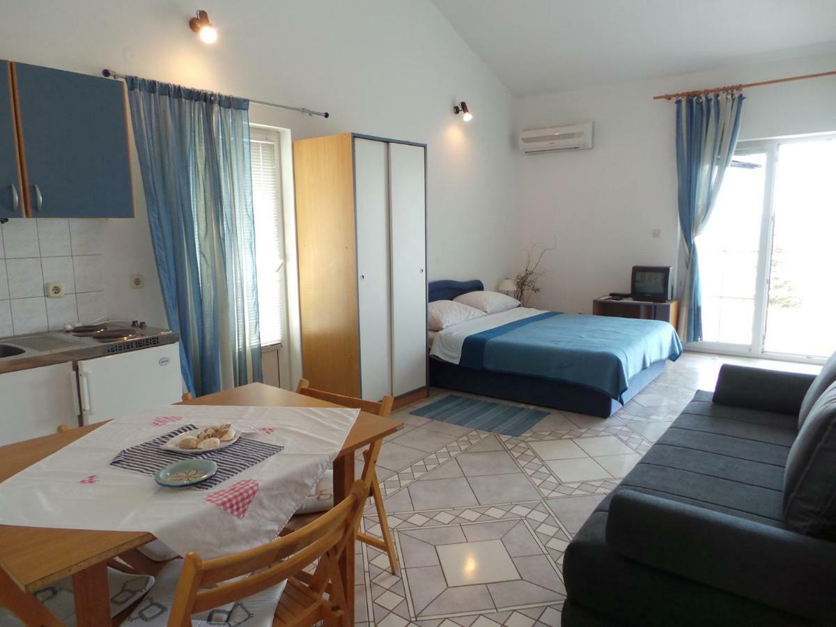 Apartmani Vjera Ribarica Ngoại thất bức ảnh