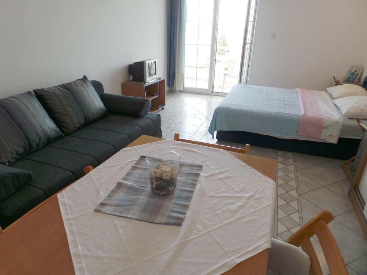 Apartmani Vjera Ribarica Ngoại thất bức ảnh